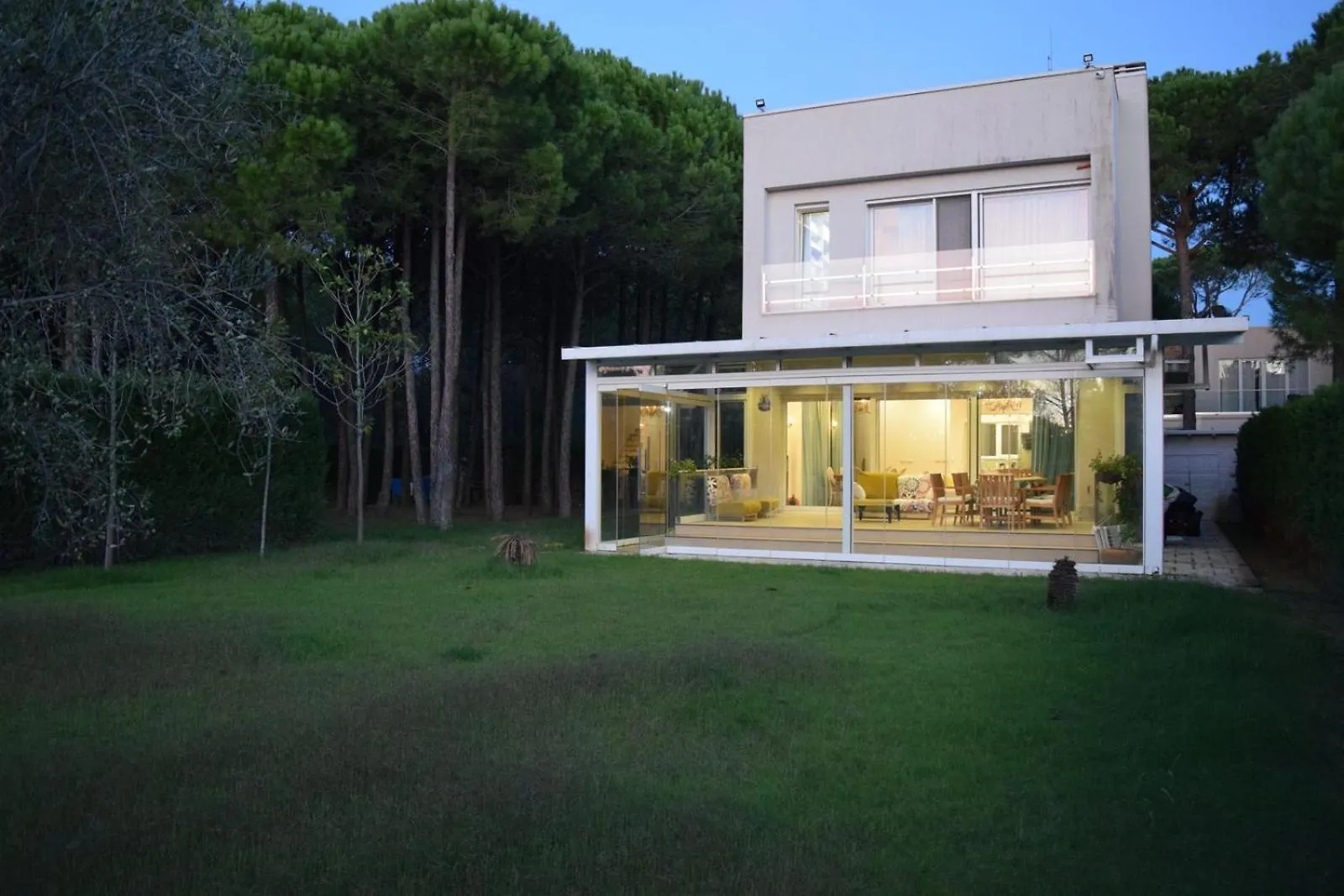 Villa Amorino By The Sea ドゥラス 0*,